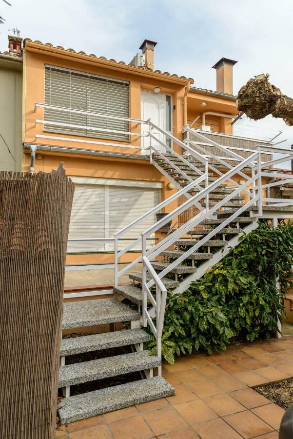 Apartamento "El Lila" - Parking Incluido Olot Kültér fotó
