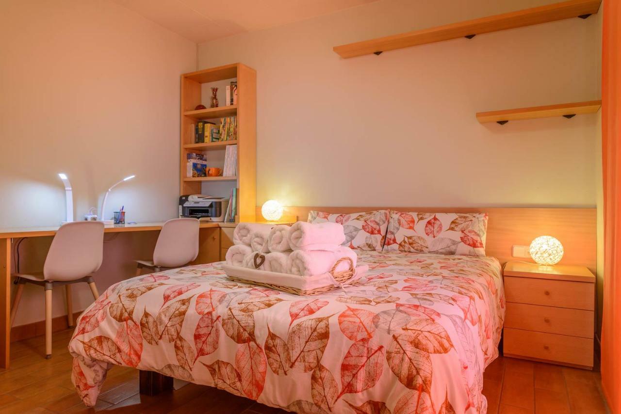 Apartamento "El Lila" - Parking Incluido Olot Kültér fotó